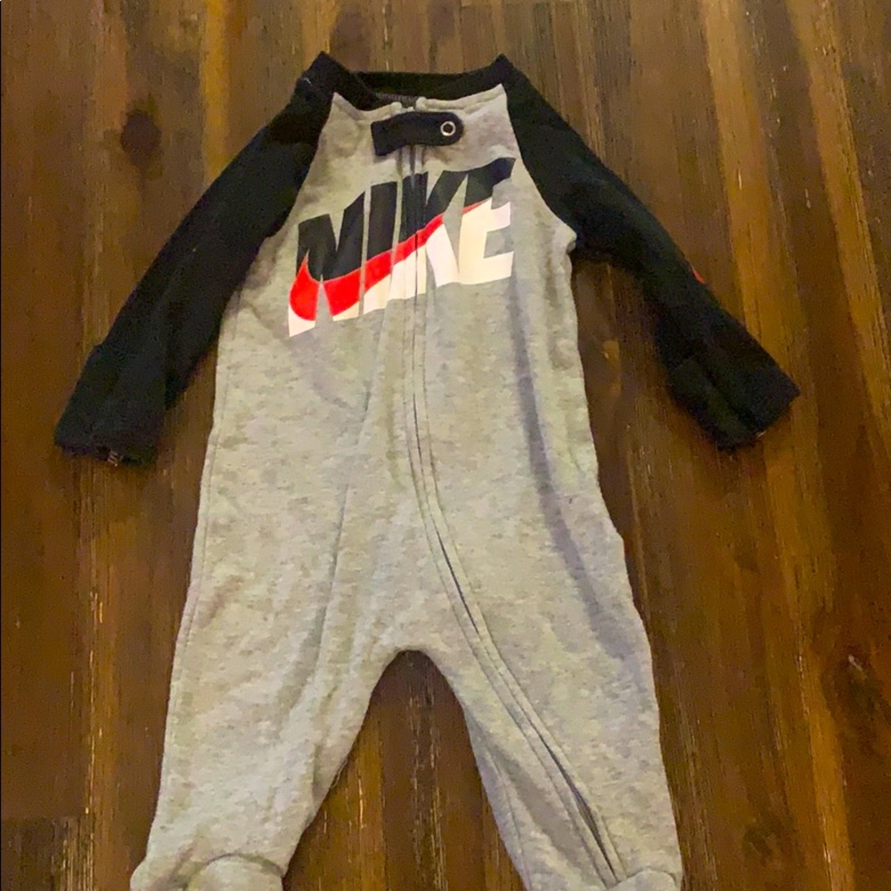 Nike 3M boys onesie